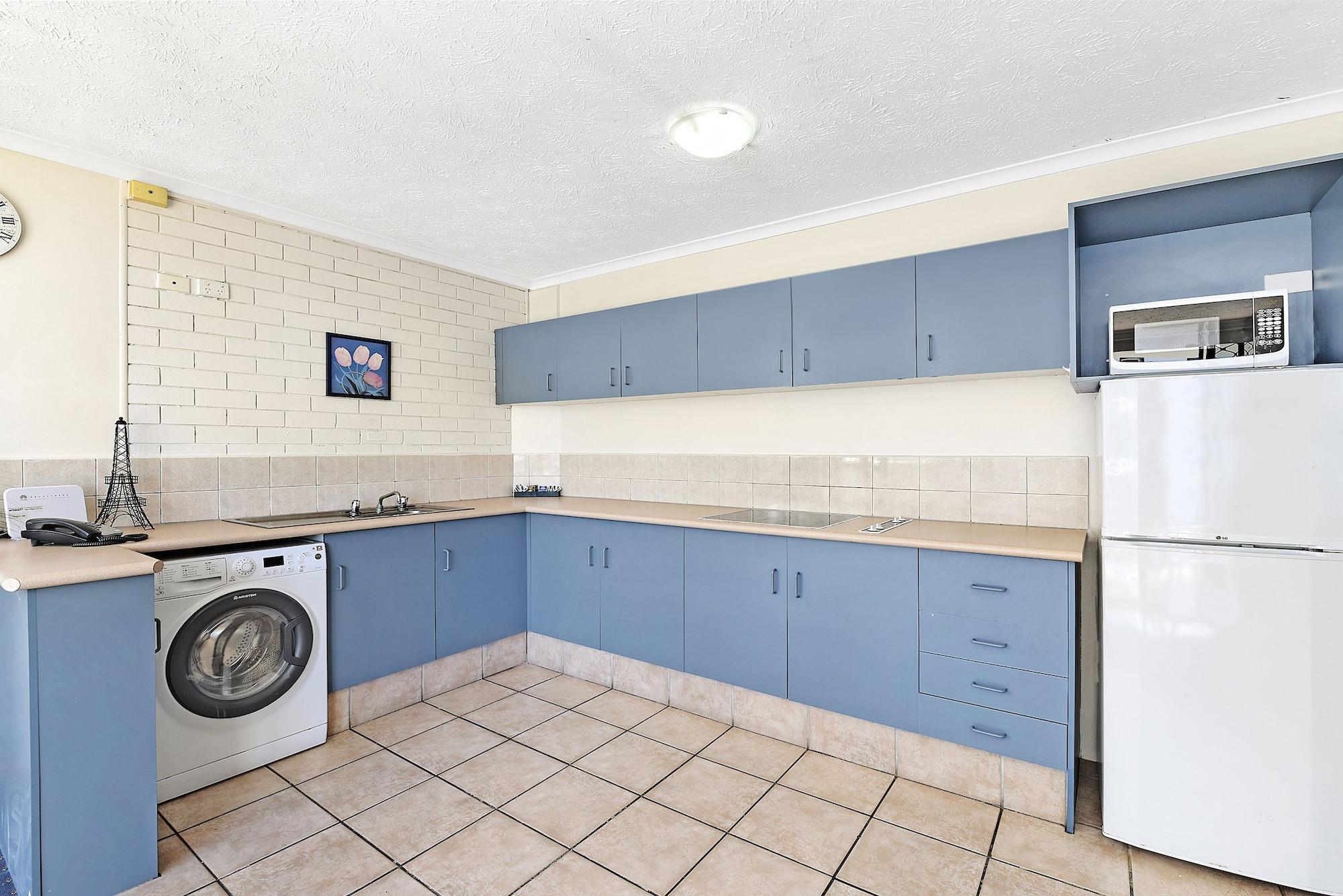 Broadbeach Travel Inn Apartments Gold Coast Extérieur photo