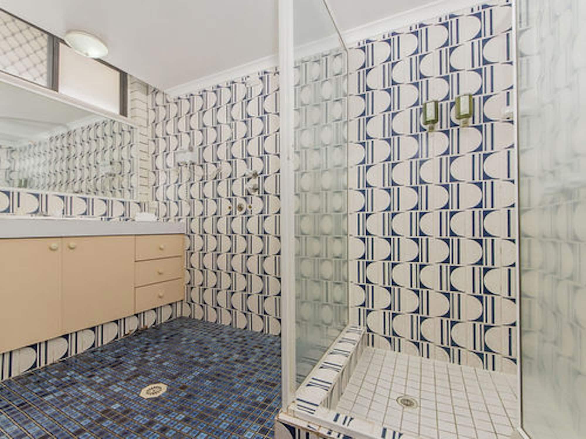 Broadbeach Travel Inn Apartments Gold Coast Extérieur photo