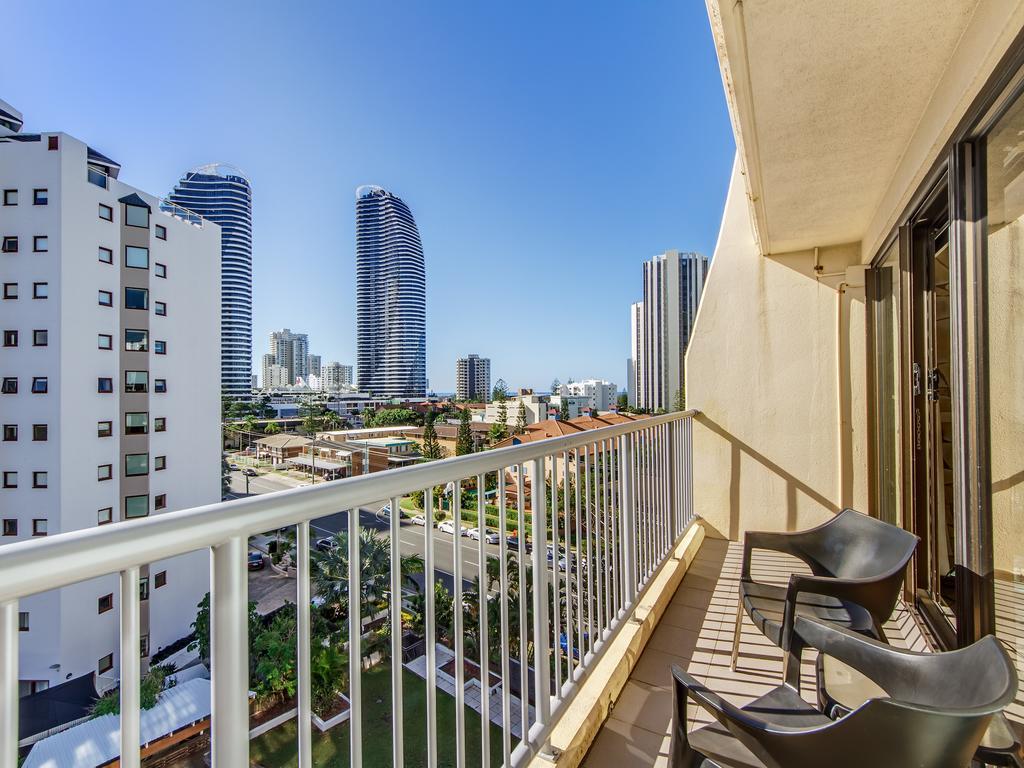 Broadbeach Travel Inn Apartments Gold Coast Extérieur photo
