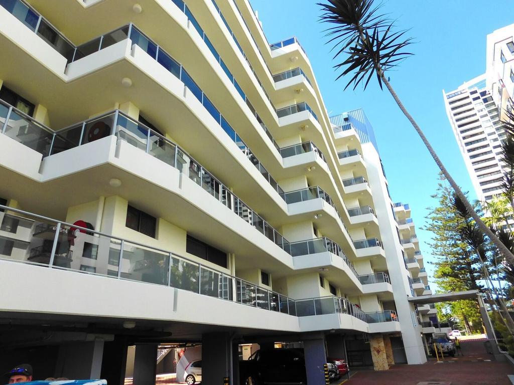 Broadbeach Travel Inn Apartments Gold Coast Extérieur photo