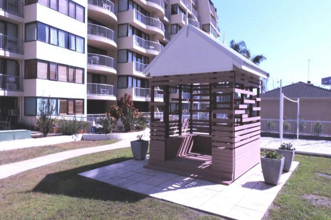 Broadbeach Travel Inn Apartments Gold Coast Extérieur photo